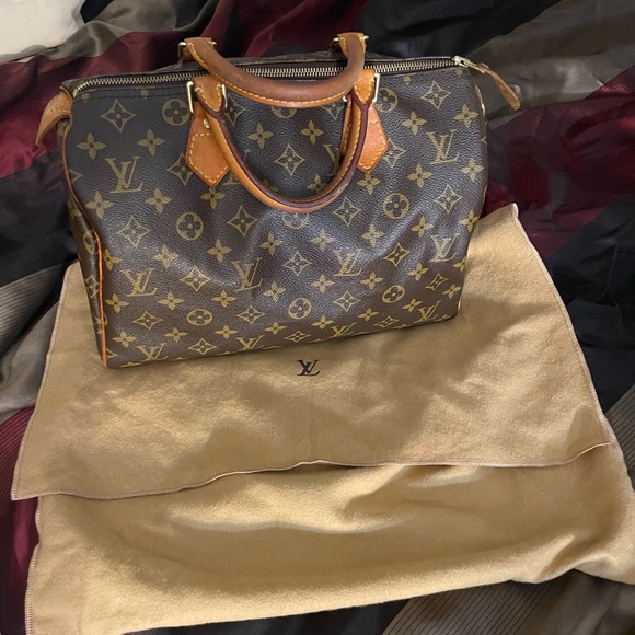 Authentic Louis Vuitton Speedy 30 from 2004. - Picture 16 of 16
